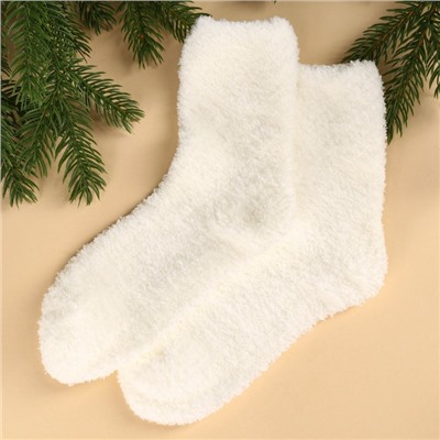 Подарочный набор «Верь в чудеса»: чай чёрный, вкус: глинтвейн, 50 г, кружка 300 мл., носки 36 - 39 размер