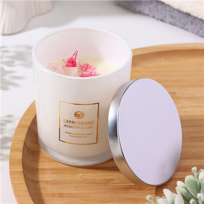 Ароматическая свеча в стакане Scented Candle, английская груша и фрезия