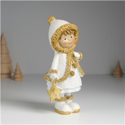 Фигурка полистоун «Малышка в белой шубке с золотым мехом», 7×5.5×16 см, МИКС