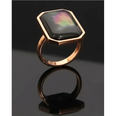 Кольцо с натуральным перламутром