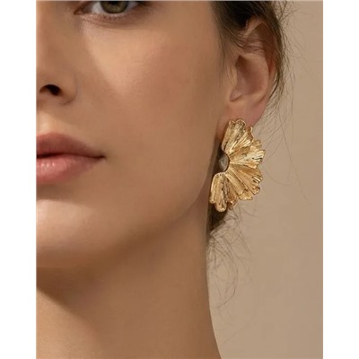 Стильные серьги