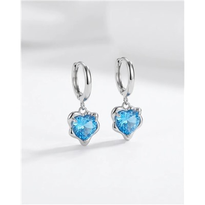 Стильные серьги