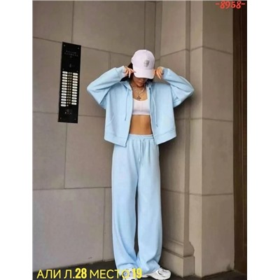 Спортивный костюм #23045846