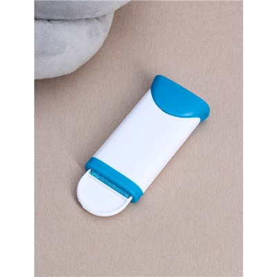 Щётка для удаления шерсти и волос с одежды и мебели, 13.5×6×3 см, цвет синий