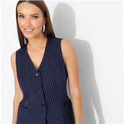 Жилет с накладными карманами, Налёт драмы