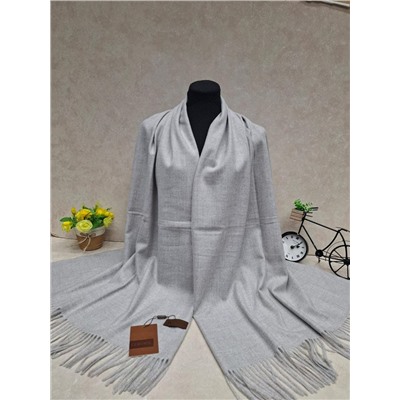 Тёплый палантин, цвет светло серый