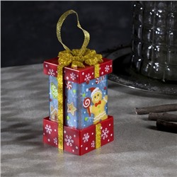 Светодиодная фигура «Красный подарок с пряником» 6.3×11.5×6.3 см, пластик, батарейки АААх3 (не в комплекте), эффект пламени