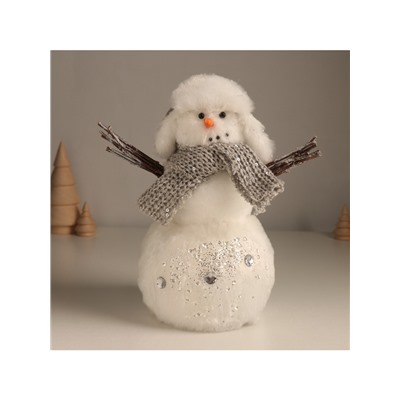 Фигурка «Снеговик в шапке-ушанке и шарфике», 16×13×24 см