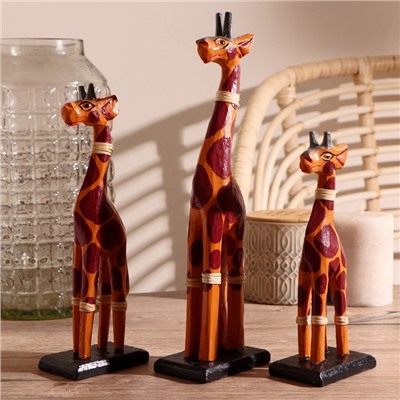 Набор сувенирный «Жирафы с ошейником», h=20 см, h=25 см, h=30 см