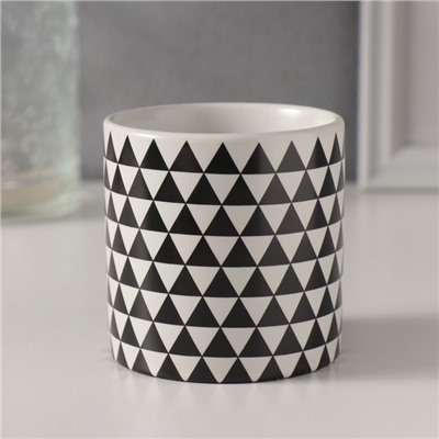 Вазон керамика «Чёрные треугольники» 200 мл 7.3×7.3×7.3 см