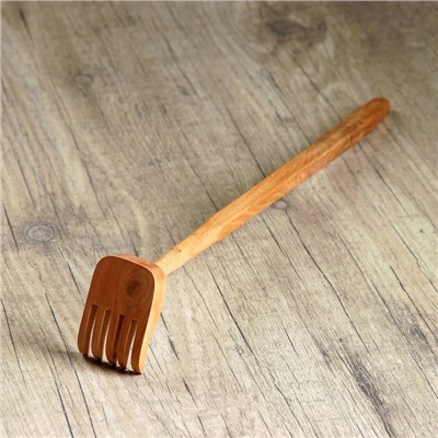 Чесалка-массажёр для спины, 37 см, можжевельник