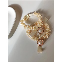 Резинка для волос  (2 штуки)