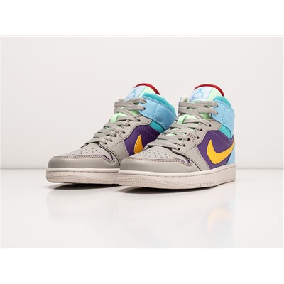 Кроссовки Nike Air Jordan 1 Mid