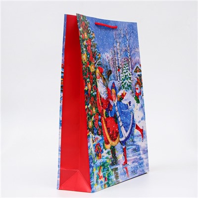 Пакет подарочный новогодний ламинированный «Со снегурочкой», 33×42.5×10 см