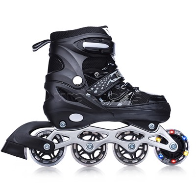 Ролики детские, размер S, черные (со шлемом и защитным снаряжением)