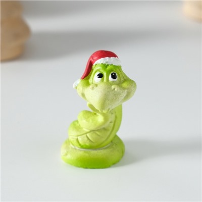 Фигурка полистоун «Добрый змей в новогоднем колпаке», красно-зелёный, 2.5×2.5×4 см, МИКС