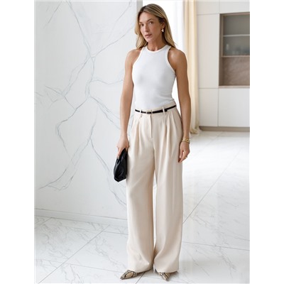 Топ из трикотажа в широкий рубчик