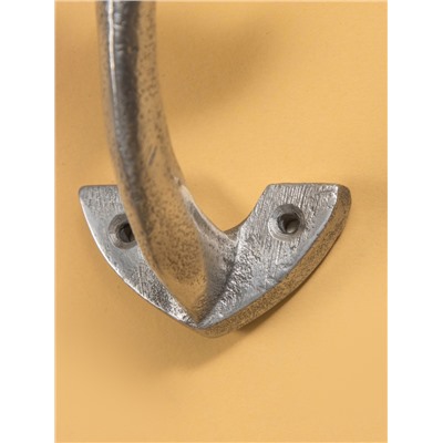 Крючок «Китовый хвост», 12×9 см