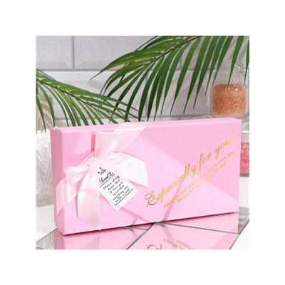 Мыльные розочки цветных оттенков и золотая роза, набор