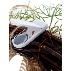 Декоративный венок «Ель с колокольчиком», d=55 см, 30 LED, от батареек CR2032×2, свечение тёплое белое