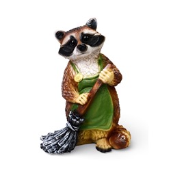 Садовая фигура из полистоуна «Енот с метлой», 26×24×38 см