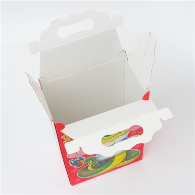 Подарочная коробка Новогодняя Корпоратив «Весельчаки» с игрой и анимацией 20.3×12.3×41 см