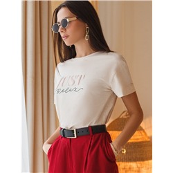 Футболка из премиального хлопка с авторским принтом