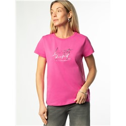 Футболка из 100% хлопка с авторским принтом.