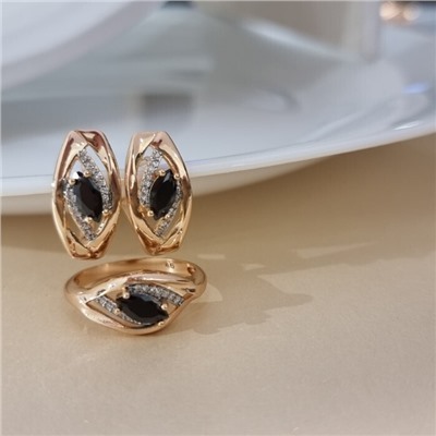 Комплект ювелирной бижутерии коллекция "Дубай" серьги и кольцо 19 р, покрытие позолота, вставка: фианиты и цирконы, цвет: черный и прозрачный, арт.215.681-19