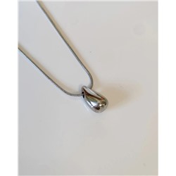 Кулон на цепочке