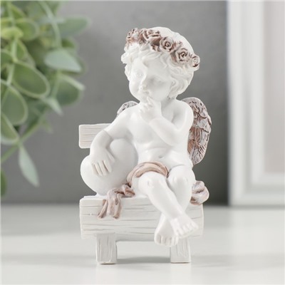 Фигурка полистоун «Милый ангелочек на скамье с сердцем», кофейный венок, 5×5×9 см