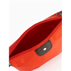 Косметичка простая на молнии, маленькая, красная