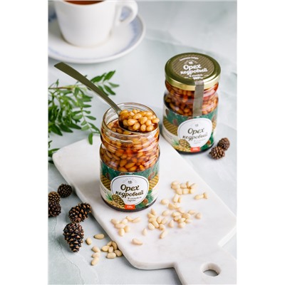 Кедровый орех в сиропе из сосновой шишки / стекло / 220 гр / Солнечная Сибирь