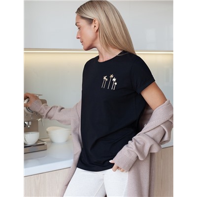 Футболка из премиального хлопка с авторским принтом