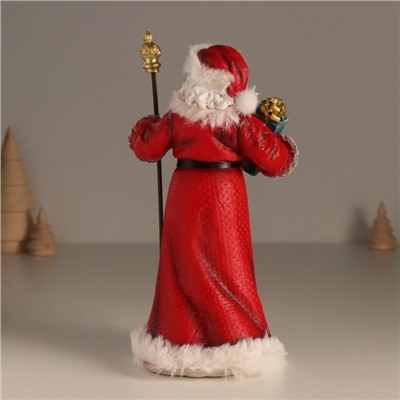 Фигурка полистоун «Дед Мороз в красной шубе, с посохом, с подарком», 11.5×8.5×20.5 см