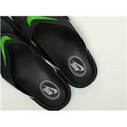 Сланцы Nike