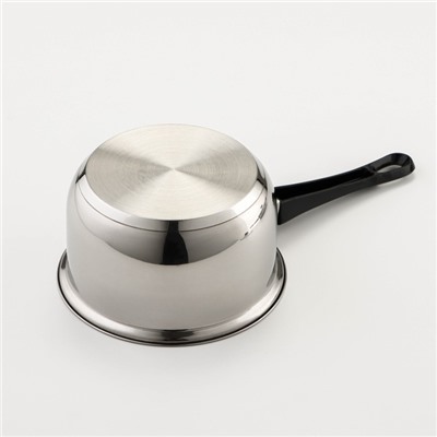 Набор посуды из нержавеющей стали «Чёрная ночь», 8 предметов: ковш 1.5 л, 2 кастрюли 2/3 л, сковорода d=24 см, крышки, стенки 0.3 мм, дно 5 мм