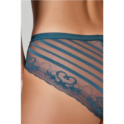 Набор трусов OIRO 901 бесшовные слипы с кружевом 44-56 3 шт