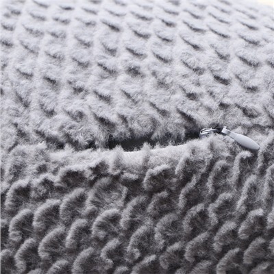 Подушка декоративная «Этель. Треугольник», d=40 см, серая