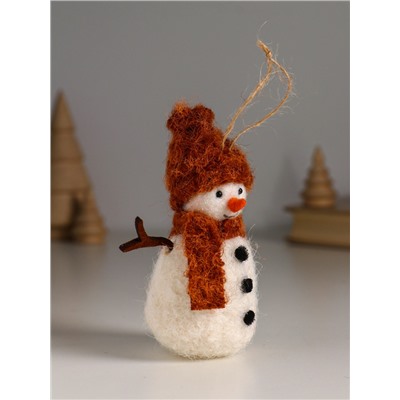 Фигурка «Снеговичок в рыжей шапке и шарфе», 5.5×5.5×12 см