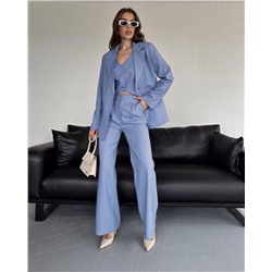 Костюм тройка