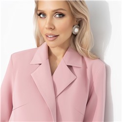 Жакет женщины с характером, Мотивация в действии