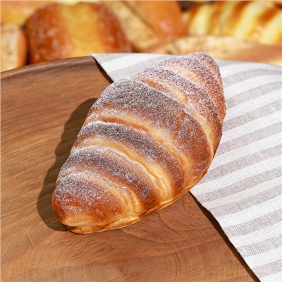 Муляж «Круассан», 14×5×8 см