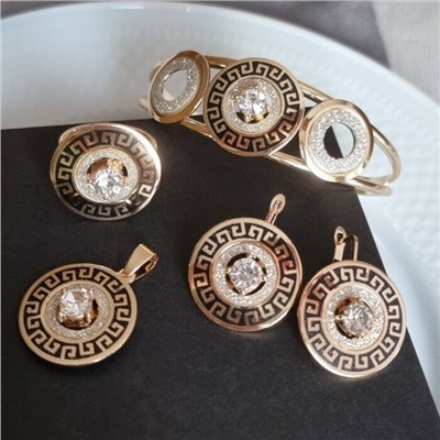 Комплект ювелирной бижутерии: браслет жесткий на руку, серьги, кольцо и кулон, цвет: золотистый, вставка: камень, р-р 18, 16501, арт.216.350-18