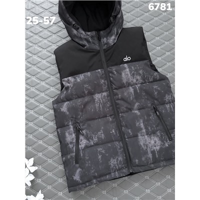 Жилет 6781 черный