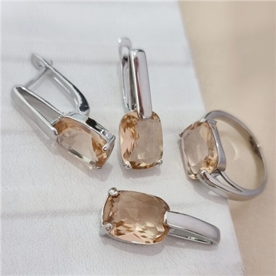 Комплект ювелирной бижутерии коллекция "Дубай" серьги, кулон и кольцо 20 р покрытие посеребрение, вставка: стекло, цвет: шампань, арт.215.536-20