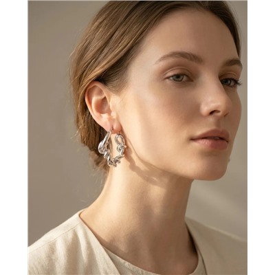 Стильные серьги