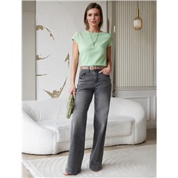 Футболка с цельнокроеным рукавом