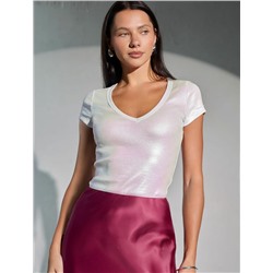 Футболка облегающая из хлопка в рубчик с V вырезом и матовым покрытием металлик