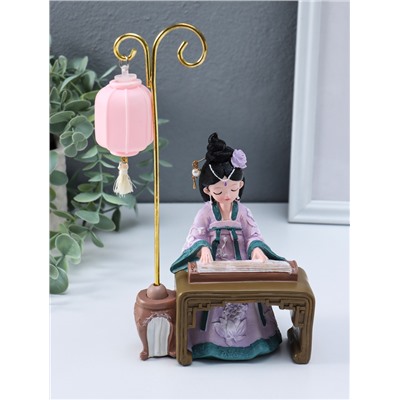 Фигурка светящаяся «Девочка в кимоно играет на музыкальном инструменте», полистоун, 3×AG3, 6.5×11.5×21 см